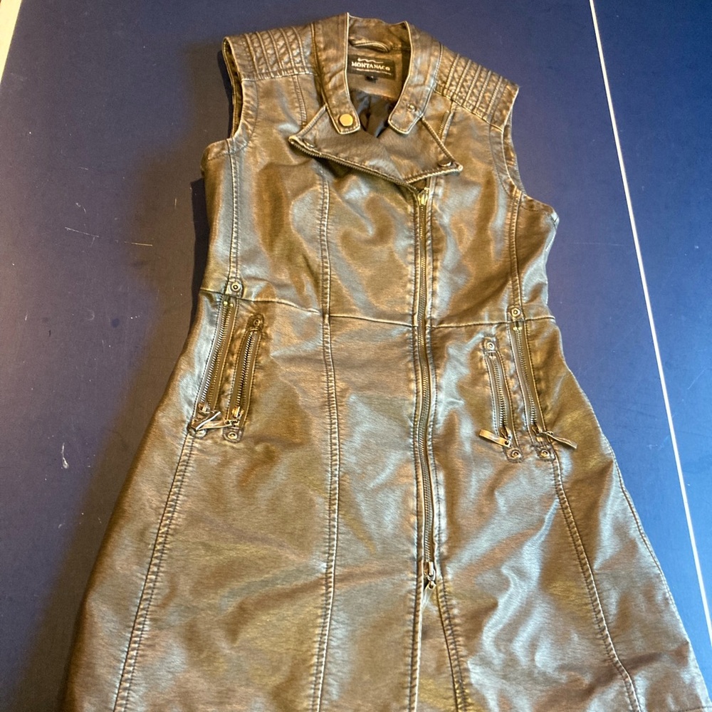 Women’s dress size XS leather like